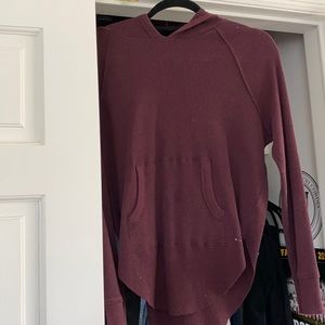 Light weight sweater